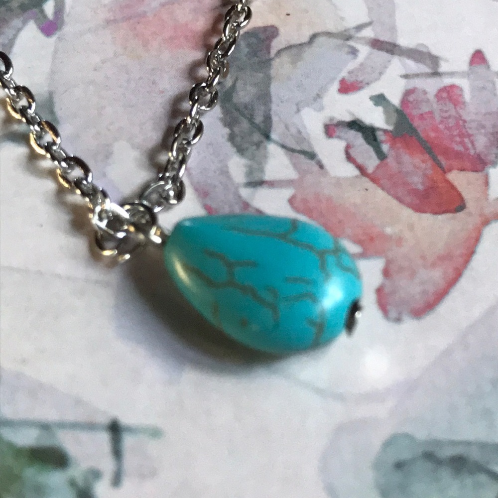 New! Double Chain Howlite Bar Necklace - Picture 4 of 7